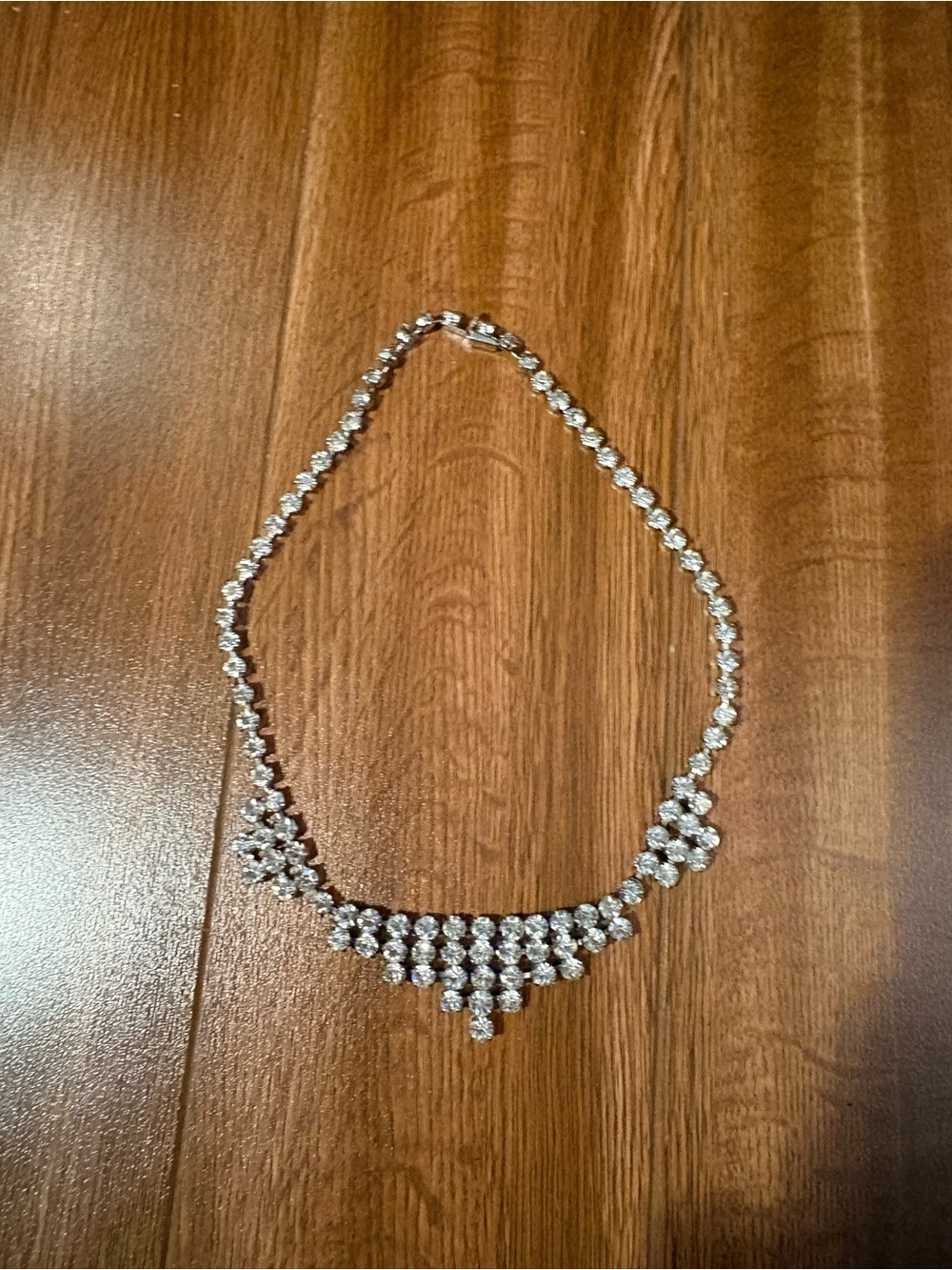 Vintage reinstone Statement Necklace - Elegant Sparkle